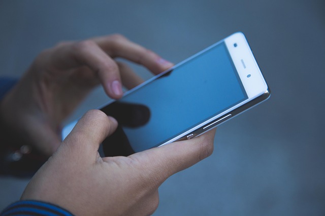 Les dangers de l'internet pour les enfants et comment les éviter